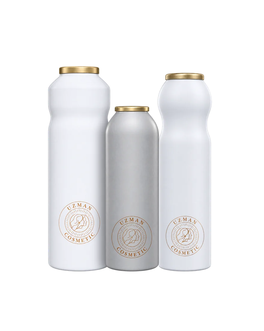 Flat Curved L · A Type · Round — Image conceptuelle : ensemble private label sans marque, noir et or, avec déodorant, parfum, brume corporelle et diffuseur d'ambiance